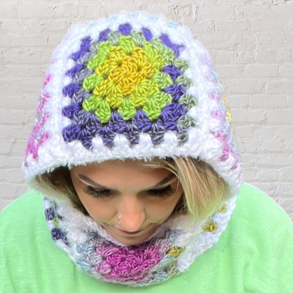 Granny Square Crochet Balaclava | Hooded Cowl - Picture 4 of 7